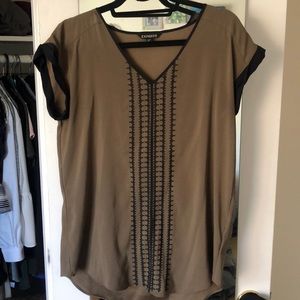 Express women’s wear to work blouse